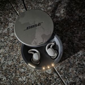 Bose Silver Wireless Sleep Buds